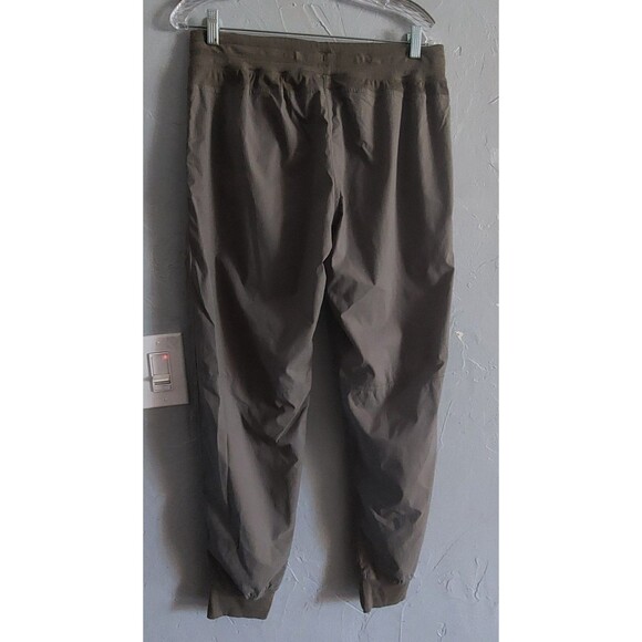 zyia active joggers Pants Women's Size XL, 32 Inch Waist, Green Olive Color. - Picture 6 of 8